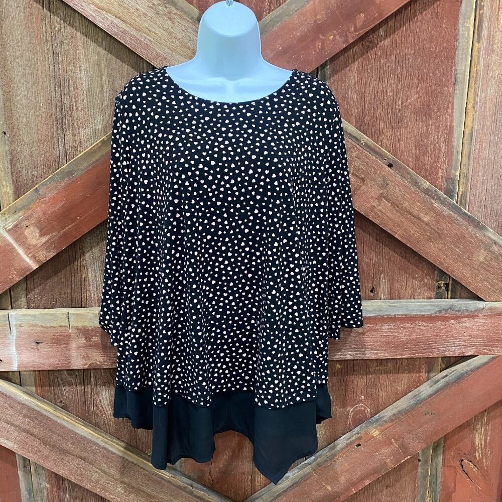 Adrianna Papell Heart Print Tunic Shirt Top Women's 1X Black Romance Valentines
